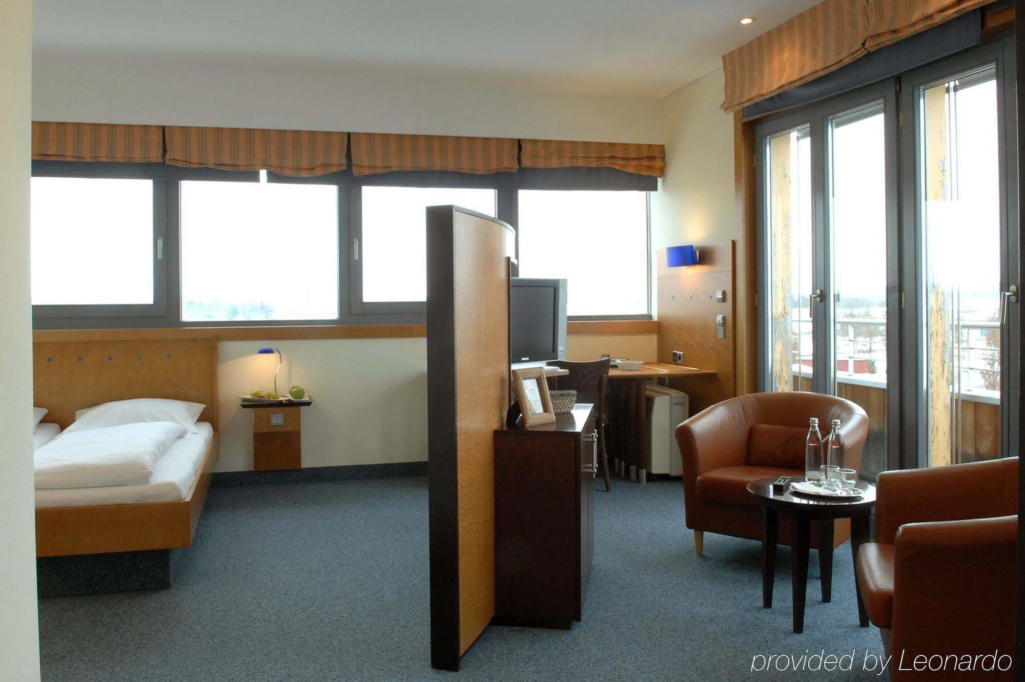 Hotel Leipheim Süd Zimmer foto